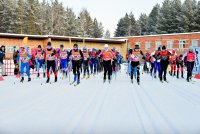 Зима. Лыжи. Сила характера.